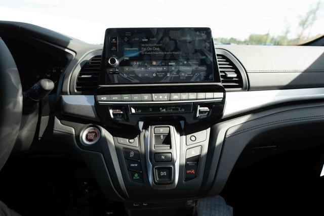 new 2026 Honda Odyssey car, priced at $43,347