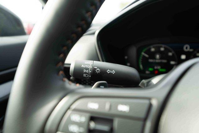 new 2026 Honda CR-V Hybrid car, priced at $38,664