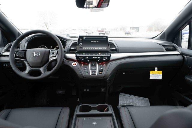 new 2026 Honda Odyssey car, priced at $43,096