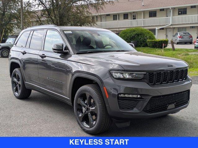 new 2025 Jeep Grand Cherokee car, priced at $45,586