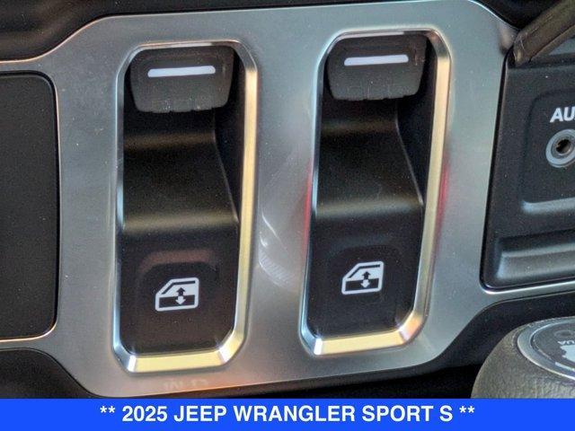 new 2025 Jeep Wrangler car, priced at $45,780