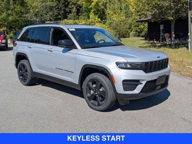 new 2025 Jeep Grand Cherokee car, priced at $48,375