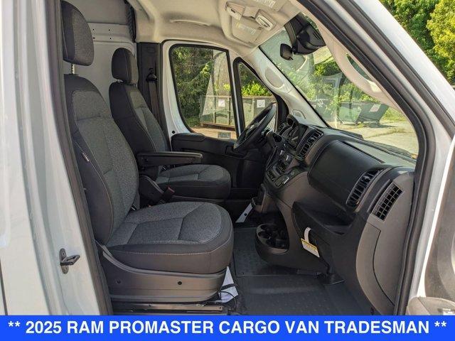 new 2025 Ram ProMaster 2500 car, priced at $50,117