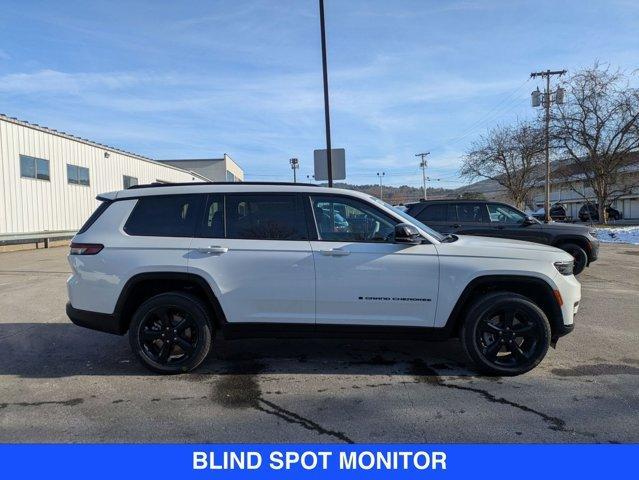 new 2025 Jeep Grand Cherokee L car, priced at $42,574
