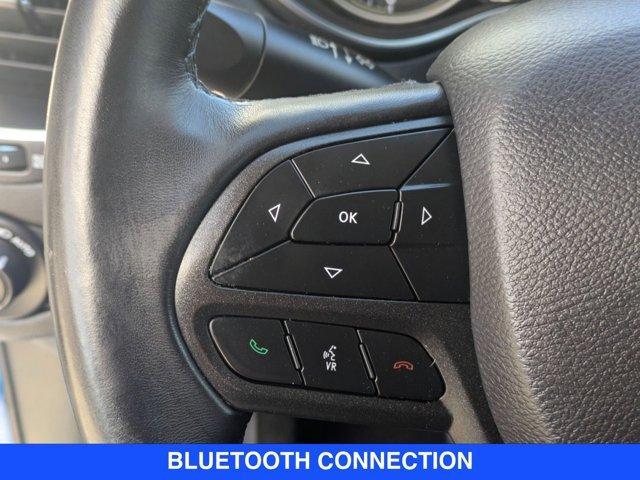 used 2019 Jeep Cherokee car, priced at $23,317