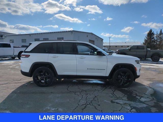 used 2023 Jeep Grand Cherokee car, priced at $31,317