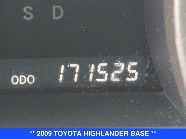 used 2009 Toyota Highlander car, priced at $8,917