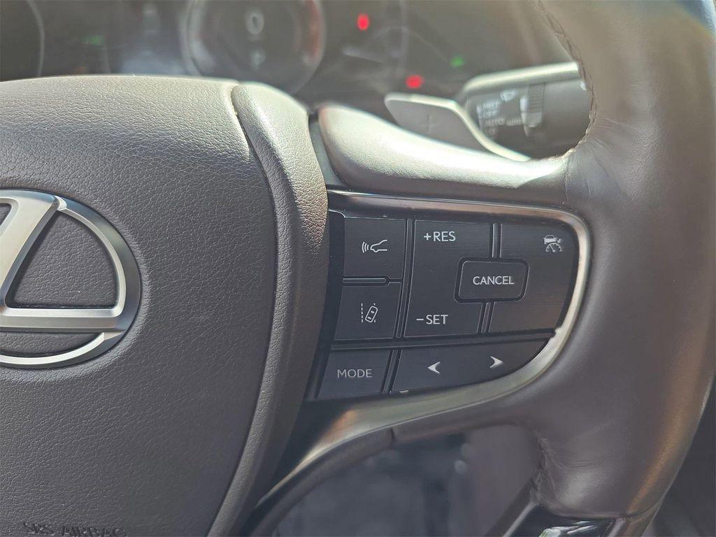 used 2019 Lexus ES 300h car, priced at $23,994