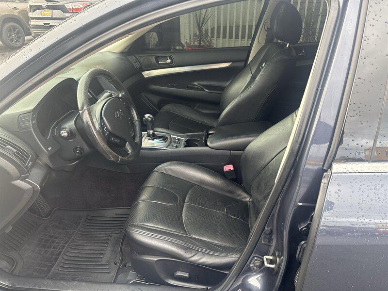 used 2011 INFINITI G37x car