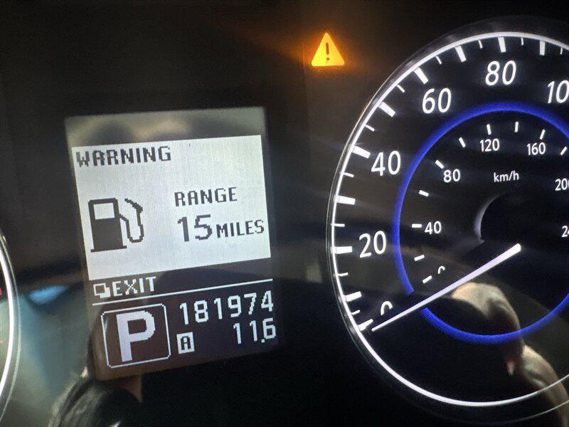 used 2011 INFINITI G37x car