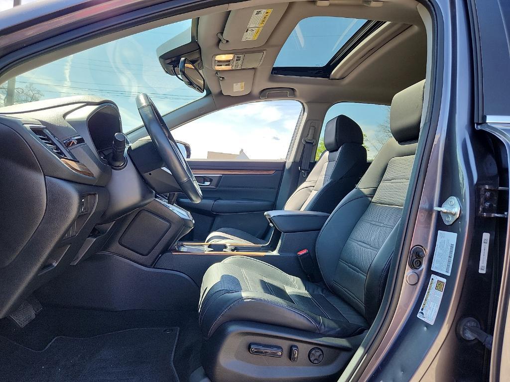used 2021 Honda CR-V car, priced at $29,321