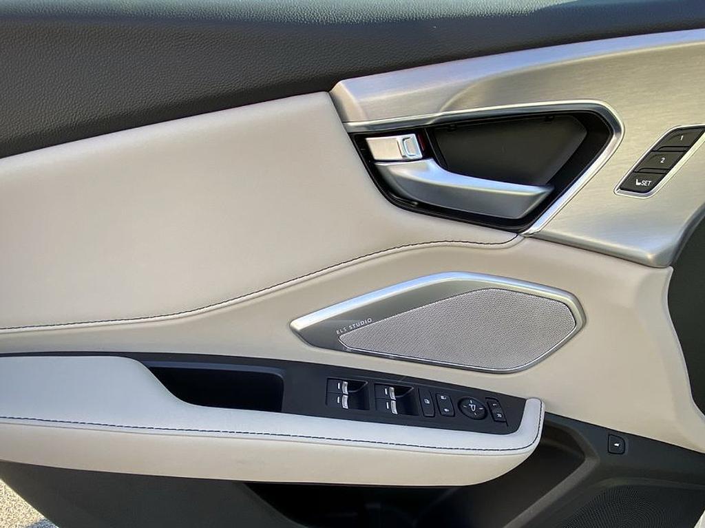 new 2026 Acura RDX car, priced at $49,750