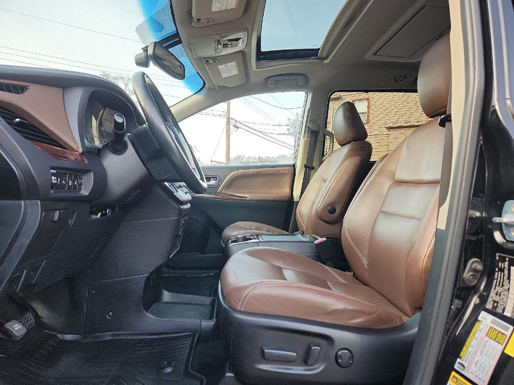used 2017 Toyota Sienna car, priced at $22,713