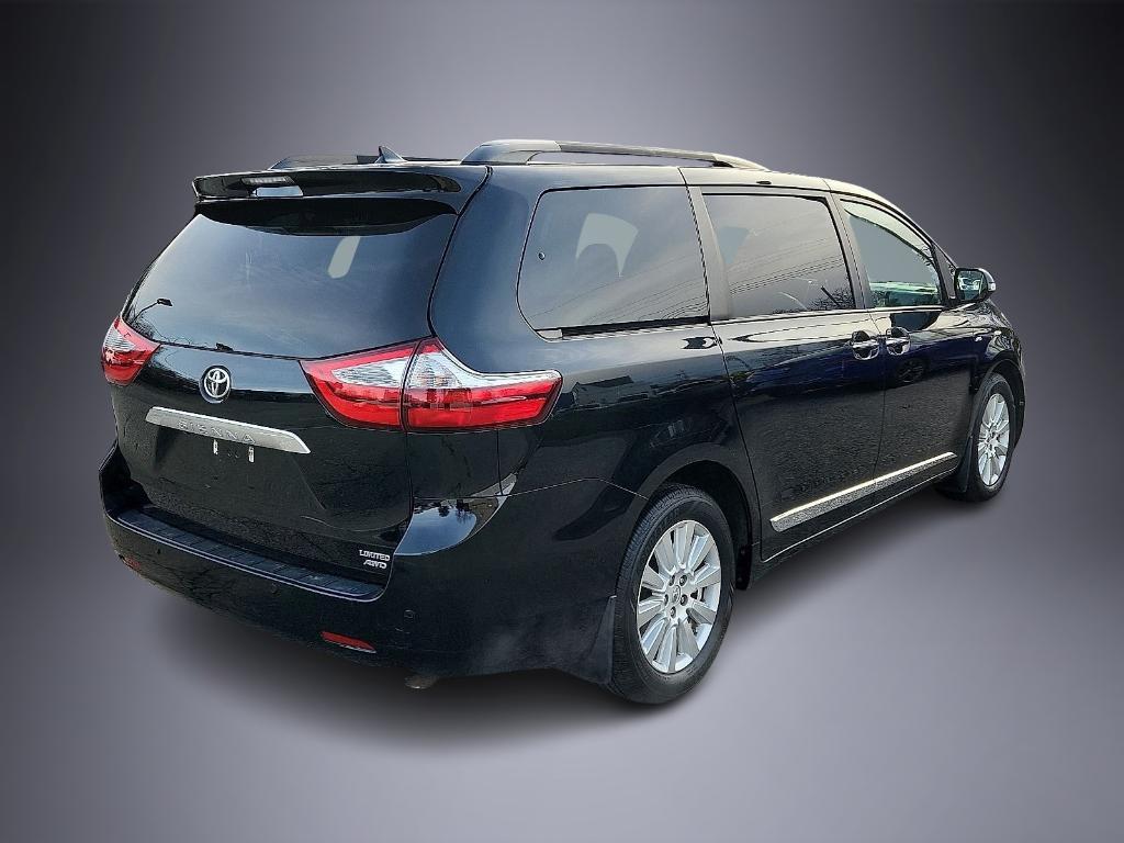 used 2017 Toyota Sienna car, priced at $22,713