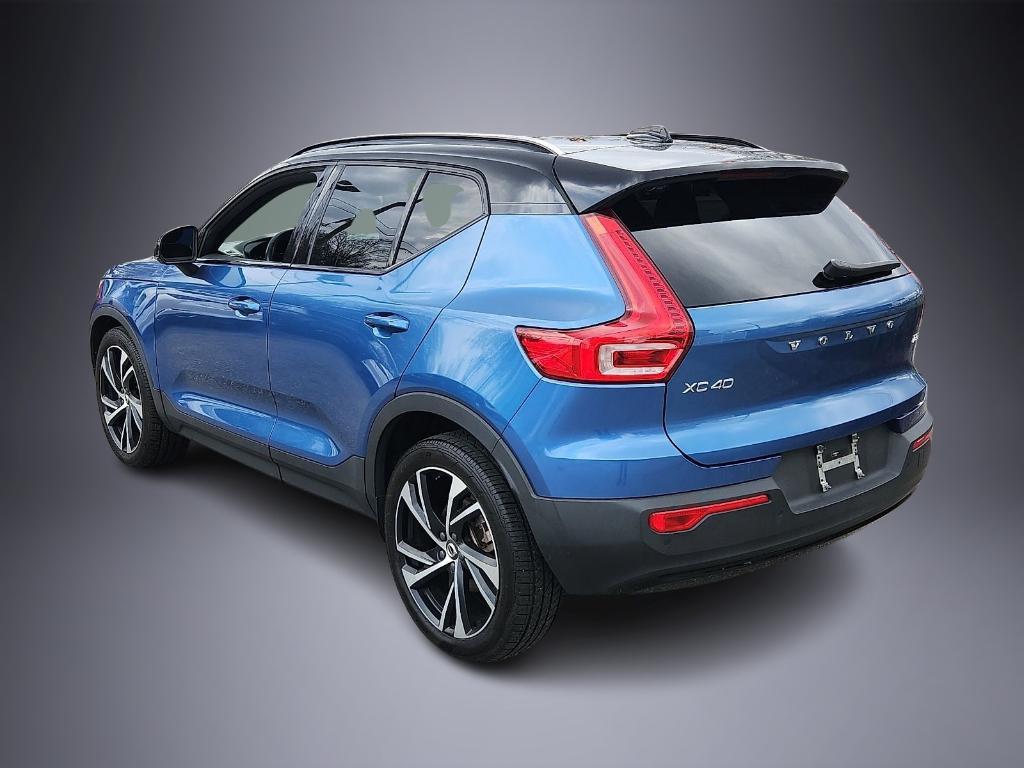 used 2021 Volvo XC40 car, priced at $22,492