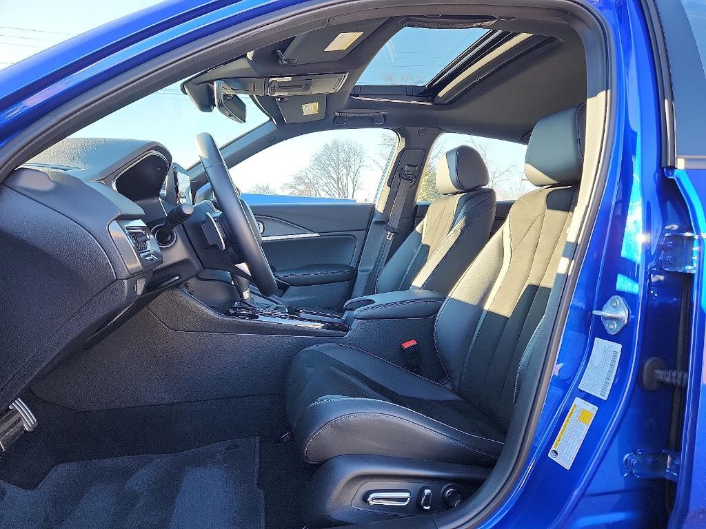 used 2025 Acura Integra car, priced at $31,482