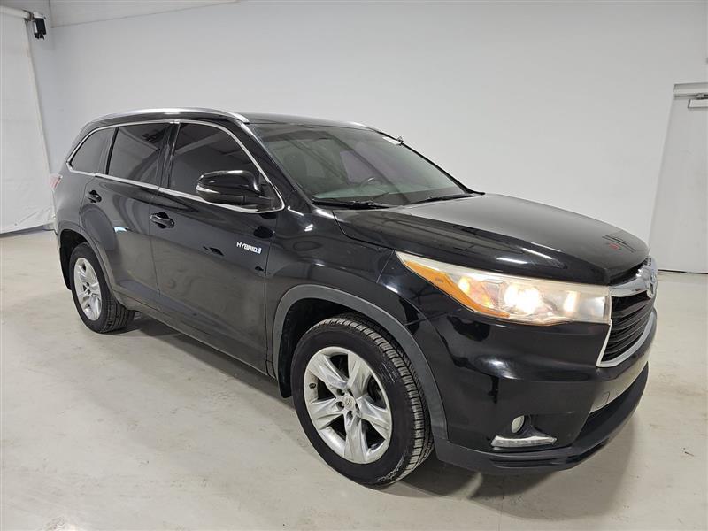 used 2015 Toyota Highlander Hybrid car, priced at $19,995