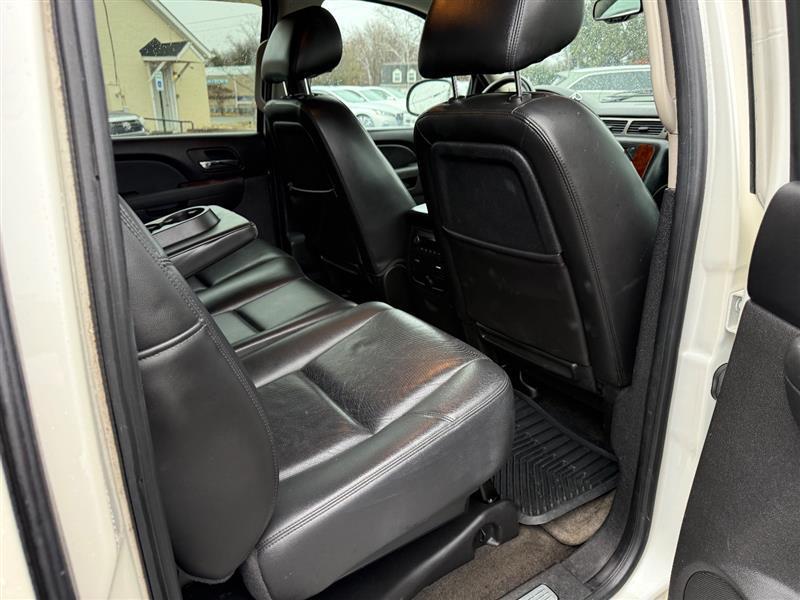 used 2011 Chevrolet Avalanche car, priced at $12,995