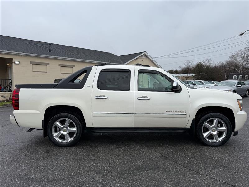 used 2011 Chevrolet Avalanche car, priced at $12,995