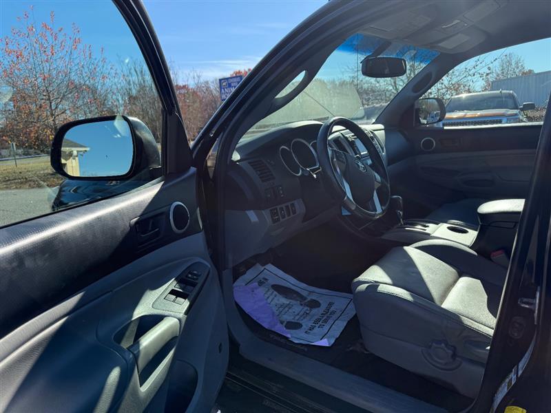 used 2013 Toyota Tacoma car, priced at $18,995