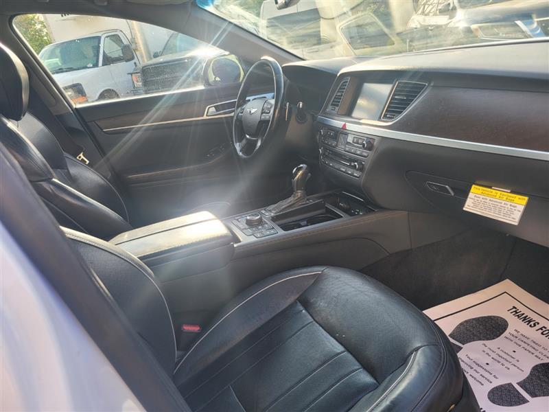 used 2015 Hyundai Genesis car