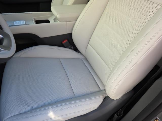 new 2026 Hyundai SANTA FE HEV car, priced at $50,975