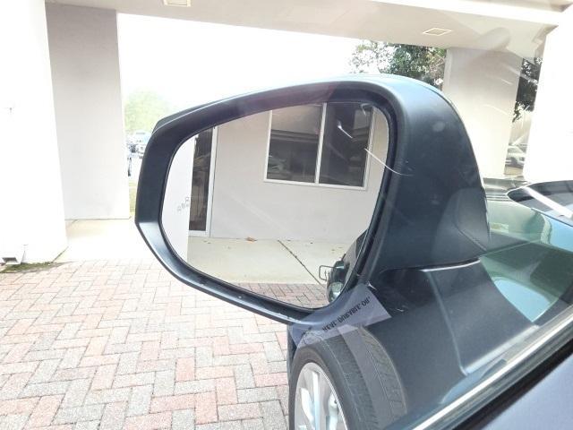 used 2023 Toyota Highlander car, priced at $37,250