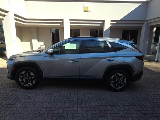 new 2026 Hyundai Tucson car, priced at $33,000