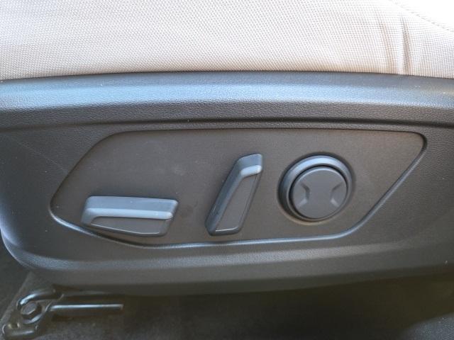 new 2026 Hyundai Tucson car, priced at $33,000