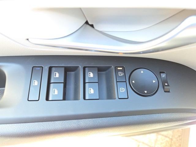 new 2026 Hyundai TUCSON Hybrid car, priced at $36,475