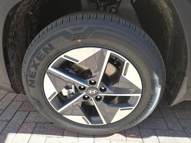 new 2026 Hyundai TUCSON Hybrid car, priced at $36,475