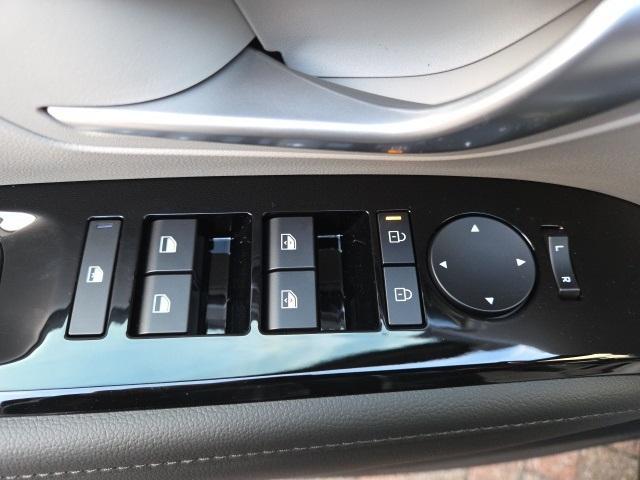 new 2026 Hyundai TUCSON Hybrid car, priced at $44,275