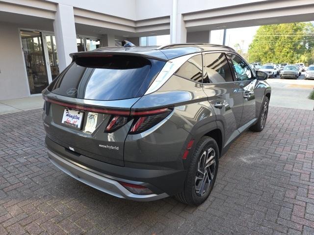 new 2026 Hyundai TUCSON Hybrid car, priced at $44,275