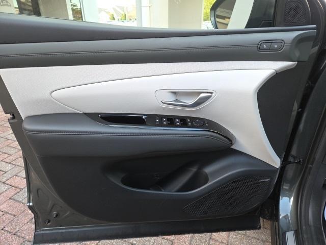 new 2026 Hyundai TUCSON Hybrid car, priced at $44,275