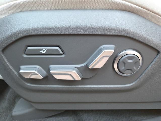 new 2026 Hyundai SANTA FE HEV car, priced at $50,970