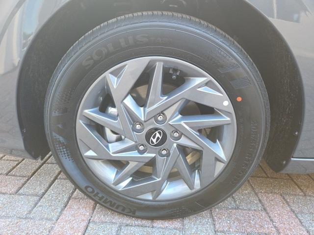 new 2026 Hyundai ELANTRA HEV car, priced at $27,355