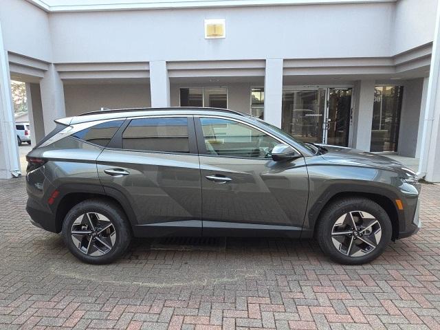 new 2026 Hyundai TUCSON Hybrid car, priced at $37,350