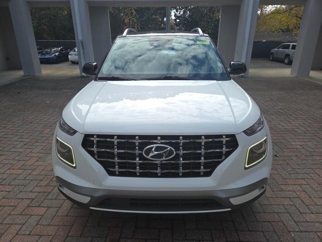 used 2022 Hyundai Venue car, priced at $15,995
