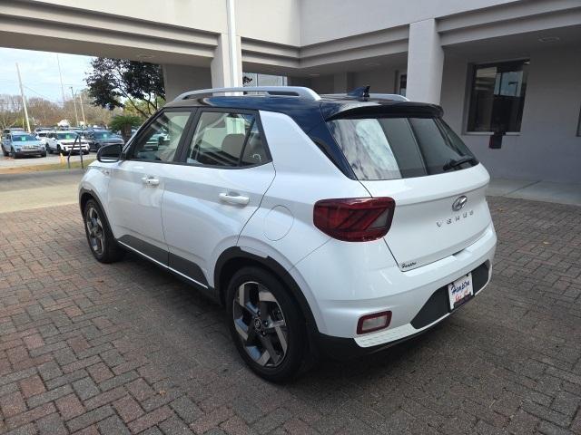 used 2022 Hyundai Venue car, priced at $15,995