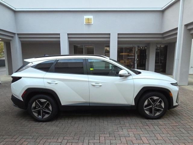 new 2025 Hyundai Tucson car, priced at $35,889