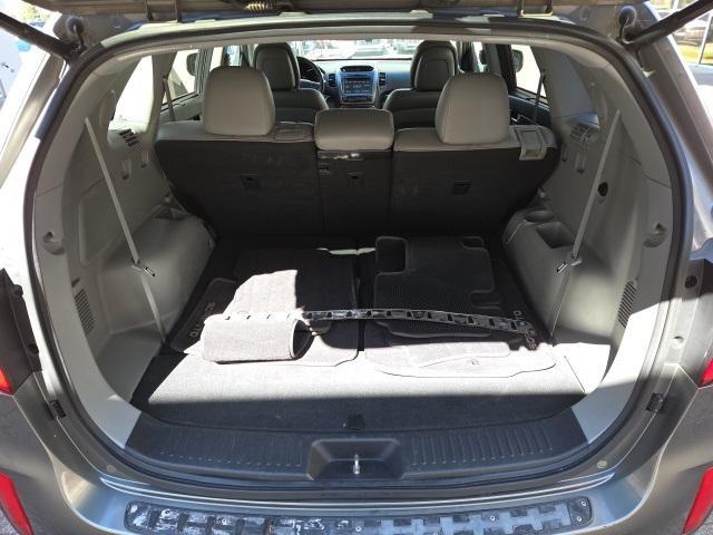 used 2014 Kia Sorento car, priced at $7,999