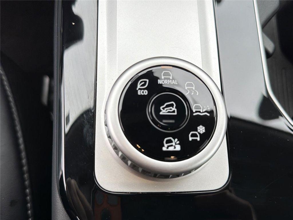 used 2025 Mitsubishi Outlander car, priced at $24,895