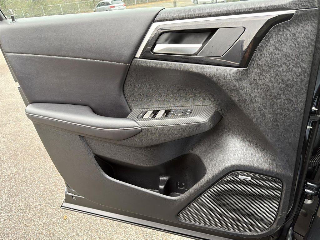 used 2025 Mitsubishi Outlander car, priced at $24,895