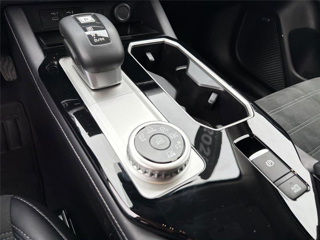 used 2025 Mitsubishi Outlander car, priced at $24,895