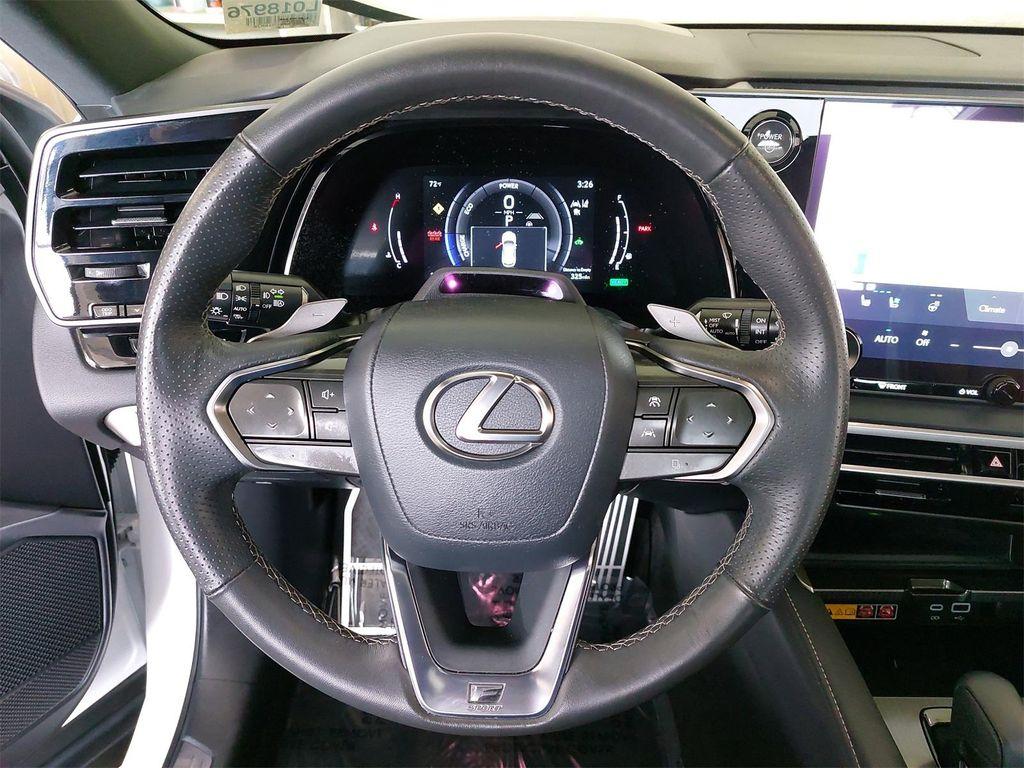 2024 Ultra White Lexus RX 500h