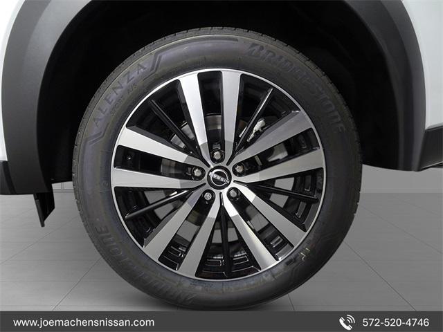 new 2025 Nissan Pathfinder car, priced at $42,879