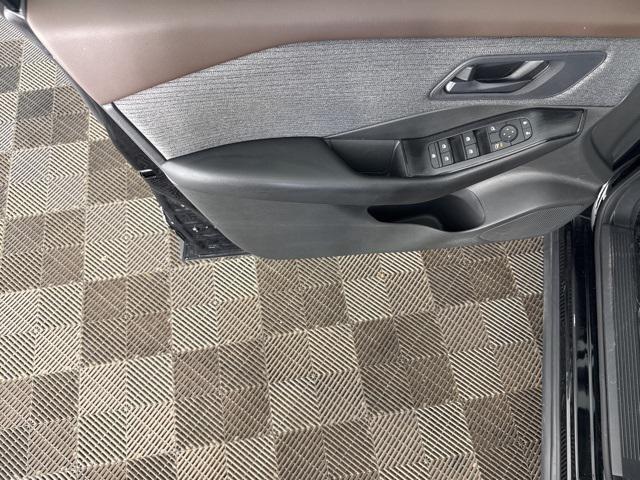 used 2023 Nissan Rogue car, priced at $16,643