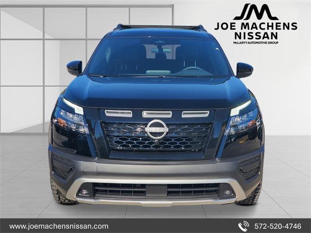 new 2025 Nissan Pathfinder car, priced at $35,958