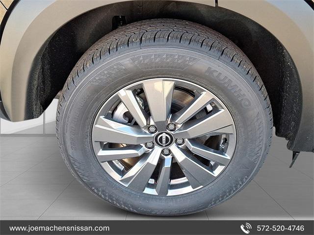 new 2025 Nissan Pathfinder car, priced at $33,938