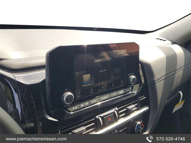 new 2025 Nissan Pathfinder car, priced at $33,938